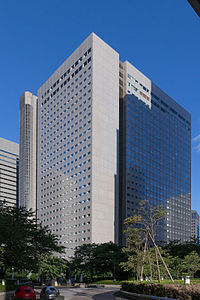 200px-Shinjuku-NS-Building-04.jpg